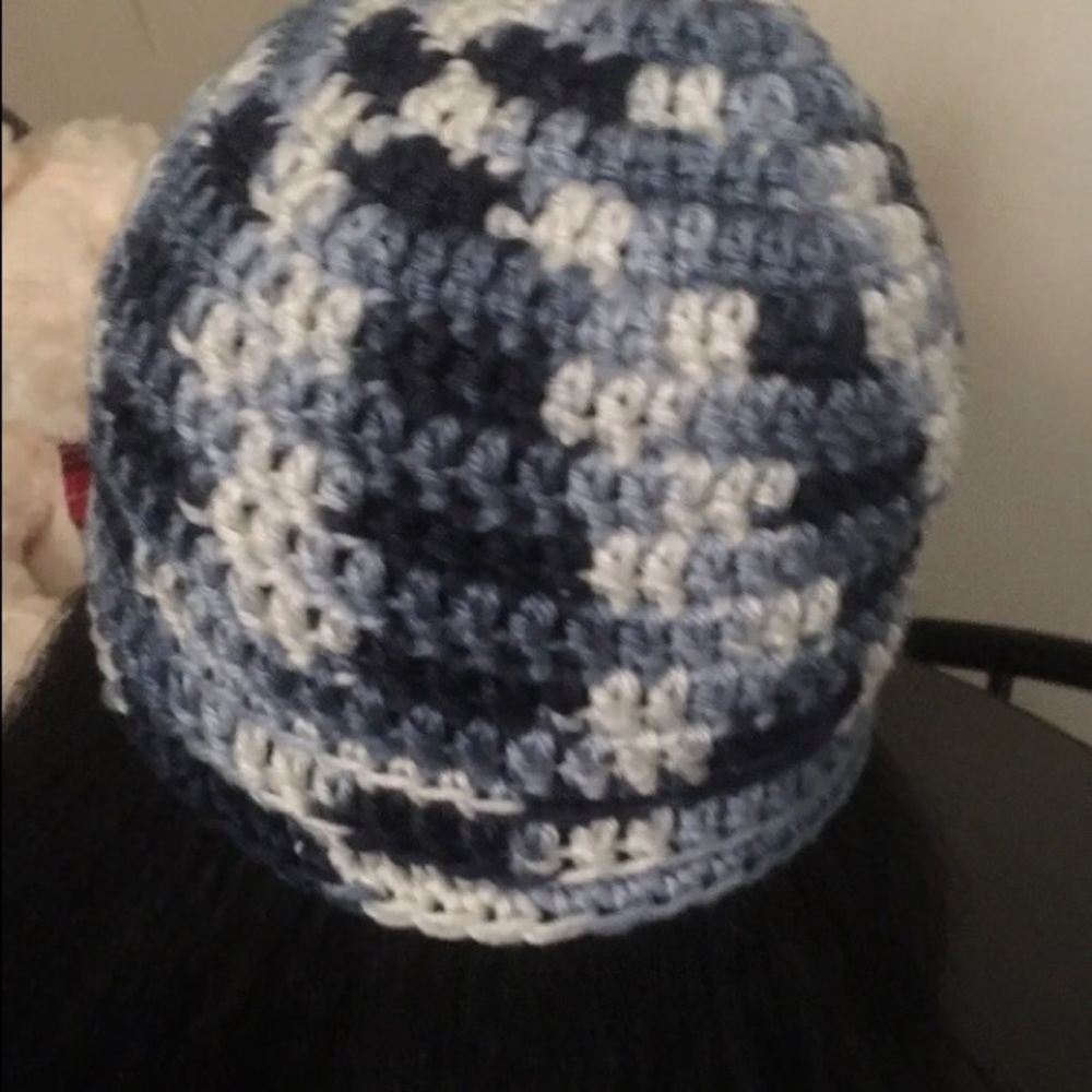Crocheted Cap - Grey - Picture 7 of 7